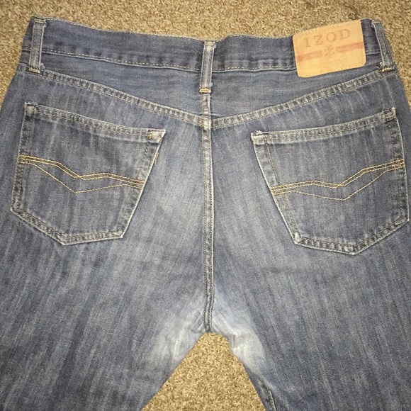 IZOD Jeans Regular Fit 34x32 - Picture 2 of 3